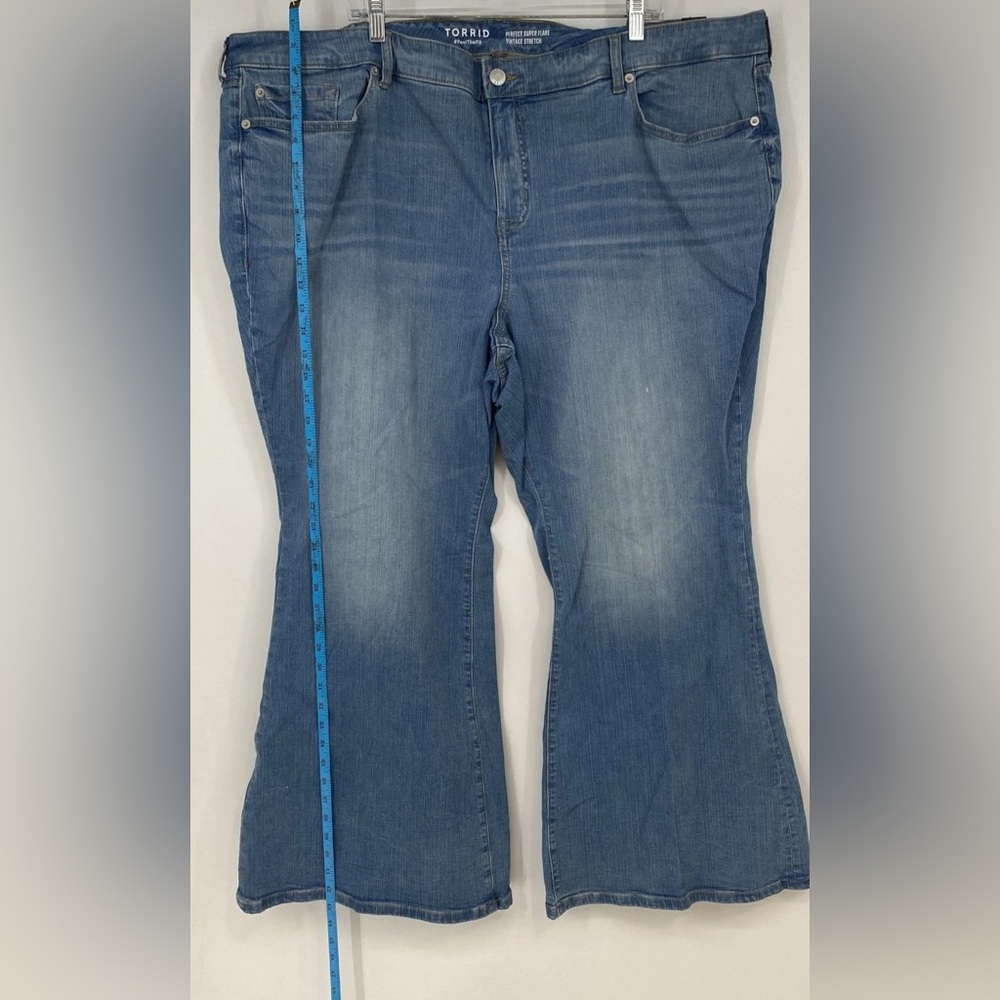 Women's Torrid Flare Jeans in Blue nwt plus size jeans size 28 plus size